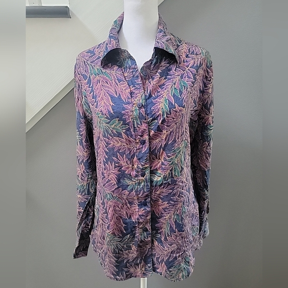 Anna And Frank Tops - Vintage Anna and Frank Silk Leaf Print Long Sleeve Button Front Shirt Med